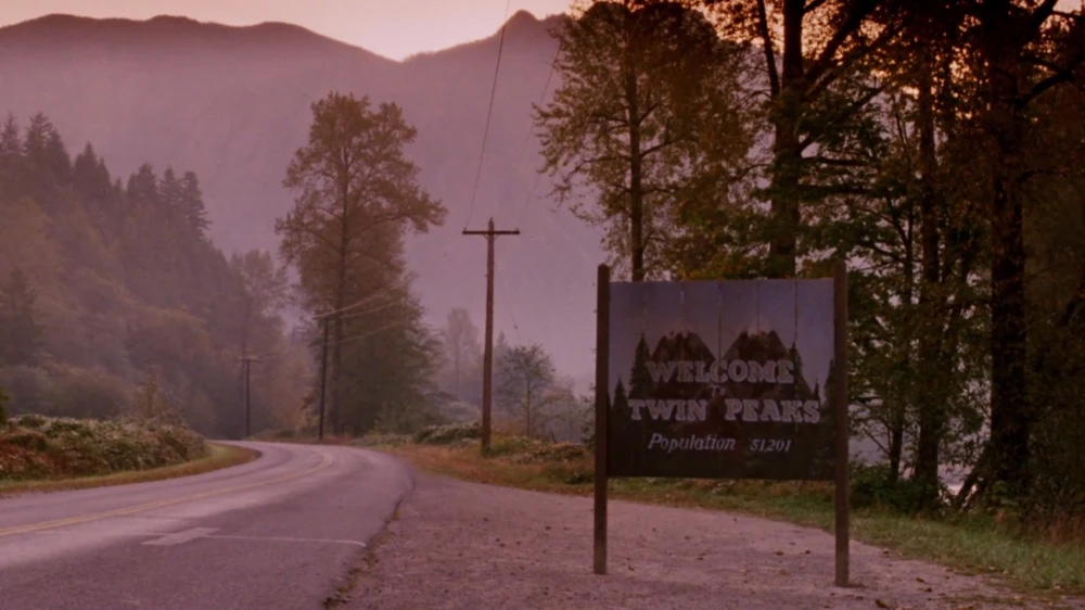 Twin Peaks Opening Credits Sequence