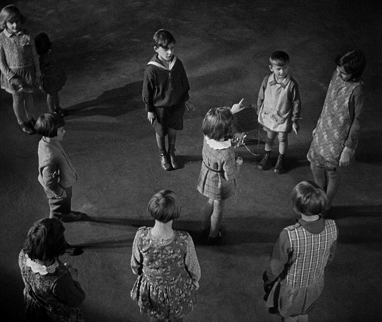 M - Eine Stadt sucht einen Mörder